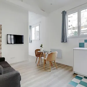 https://cmg-magnifique-loft-refait-a-neuf-paris-expo-porte-de.fr-paris.fr